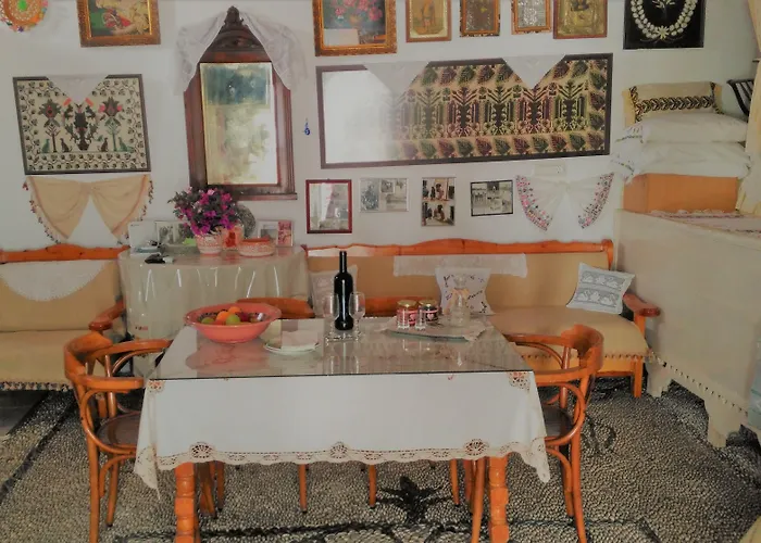 Kamariko Traditional House Apartment