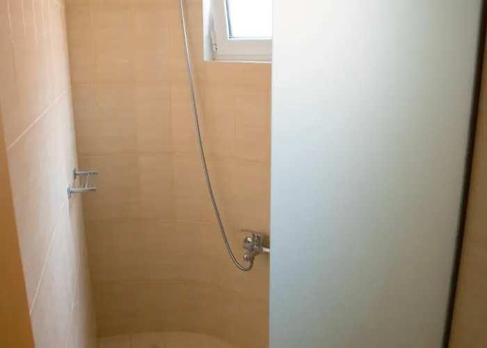 Kamariko Traditional House * Afándu