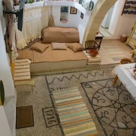 Kamariko Traditional House Afantou