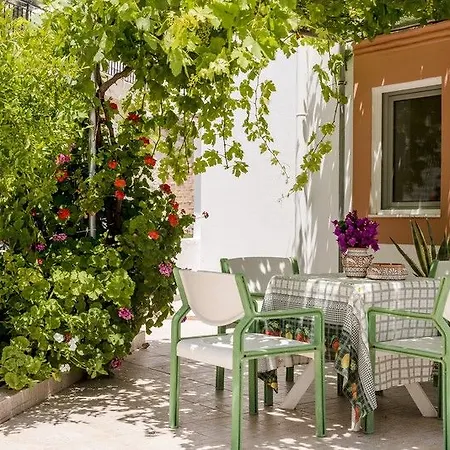 Kamariko Traditional House *