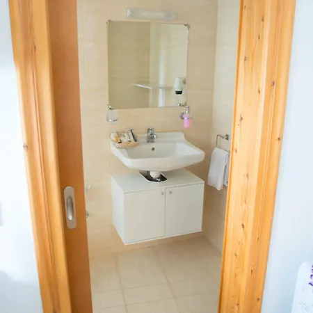 Kamariko Traditional House Appartement Afantou